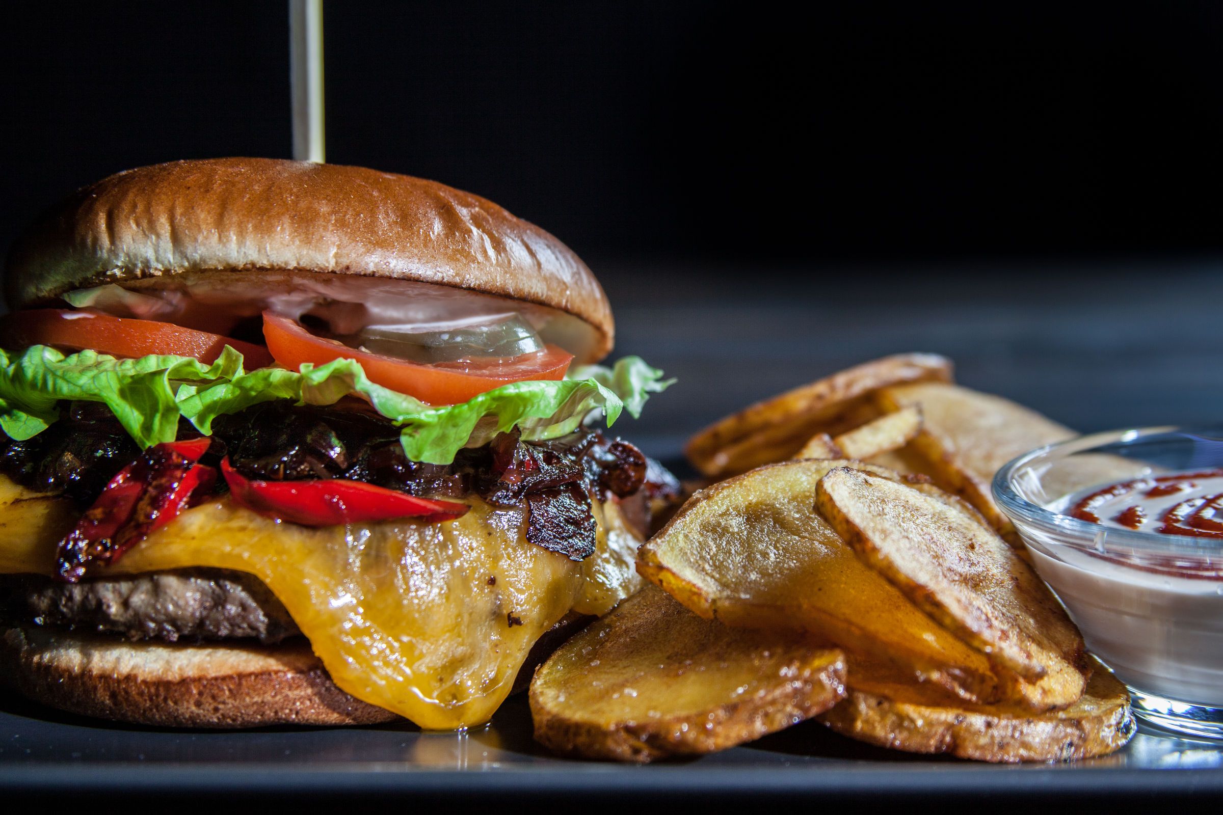 Picante Burger & domácí chips