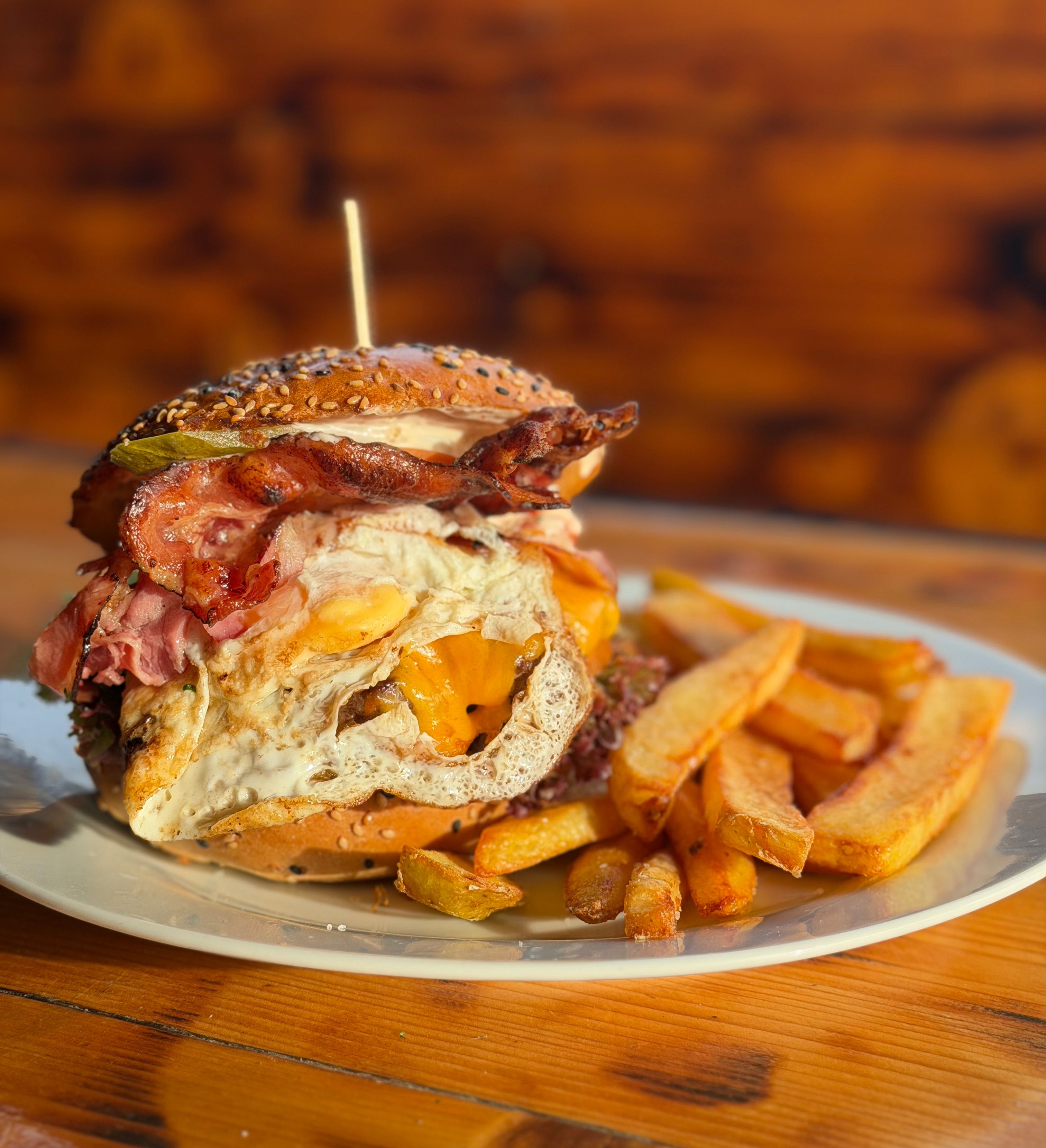 Country Burger & bramborový chips
